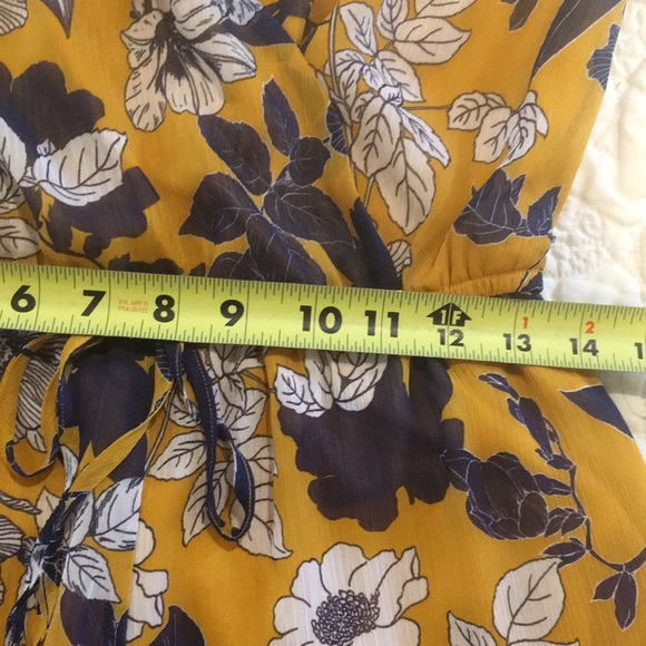 Trixxi Ruffle Romper Yellow Floral Medium - Picture 14 of 16